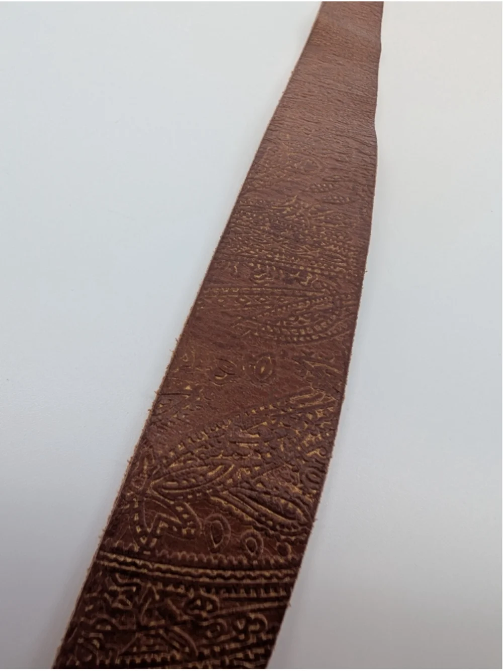 Fossil BT2918231 Leather Belt L Brown Gold Paisley Embossed Rhinestone Buckle